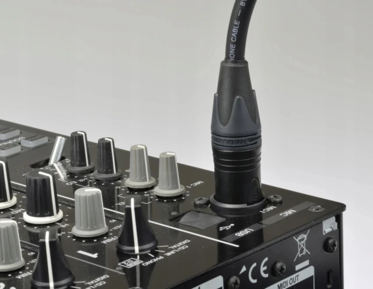 Neutrik NC3FXX złącze XLR żeńskie