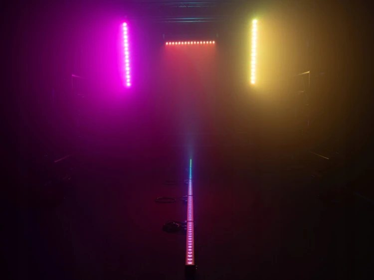 EUROLITE LED PIX-16 QCL Bar listwa ze sterowaniem każdego 'piksela'