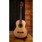 Ortega RPPC44 - Gitara klasyczna 4/4 z zestawem na start!