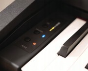 Pianino cyfrowe Roland RP-102-BK